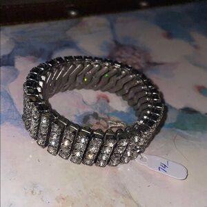 Crystal faux diamond Silver Stretch Bracelet with splatter inner design small
